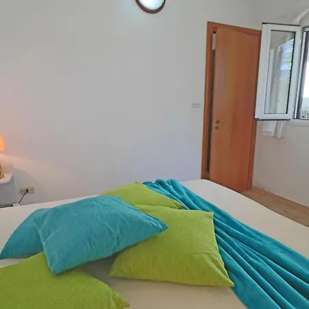 Holiday home Casa Fragola Torre Santo Stefano In 3 Places
