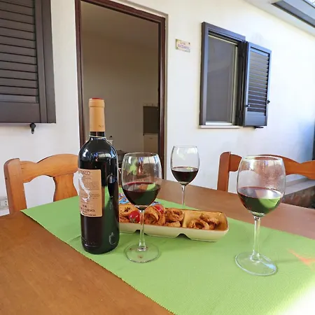 Casa Fragola Torre Santo Stefano In 3 Places 게스트하우스 4*