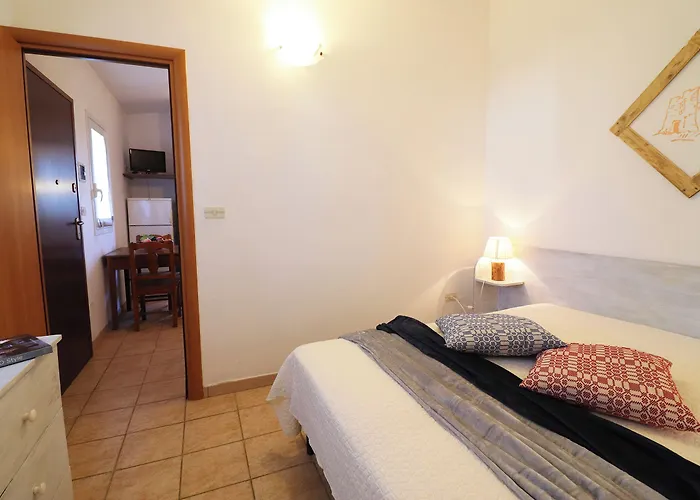 Pensjonat Casa Fragola Torre Santo Stefano In 3 Places